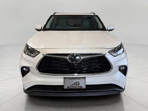 Wind Chill Pearl 2023 Toyota Highlander Limited