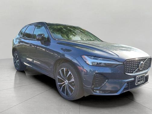 Denim Blue Metallic 2025 Volvo XC60 B5 Plus