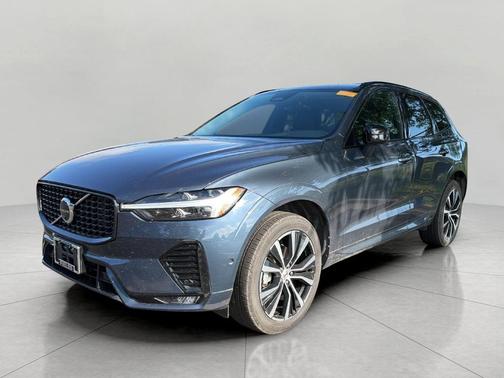 Denim Blue Metallic 2025 Volvo XC60 B5 Plus