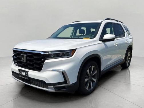 Platinum White Pearl 2023 Honda Pilot AWD Elite