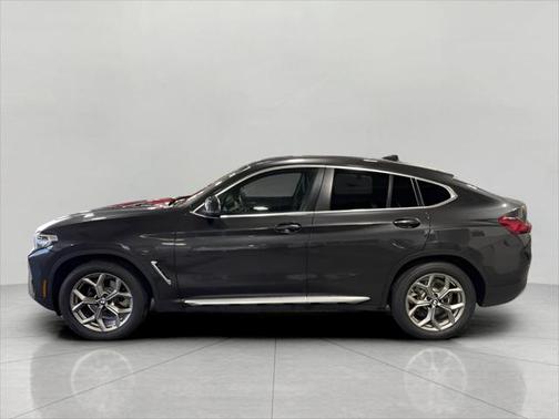 2022 BMW X4 xDrive30i