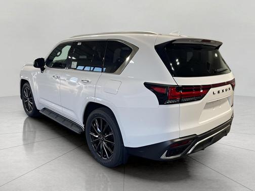 2026 Lexus LX 700h F SPORT Handling