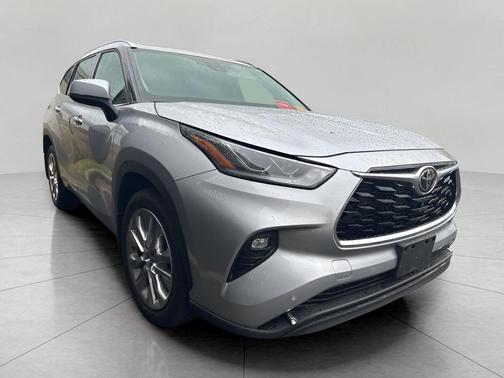 2022 Toyota Highlander Limited
