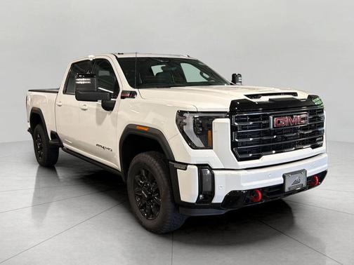 Summit White 2024 GMC Sierra 2500 AT4