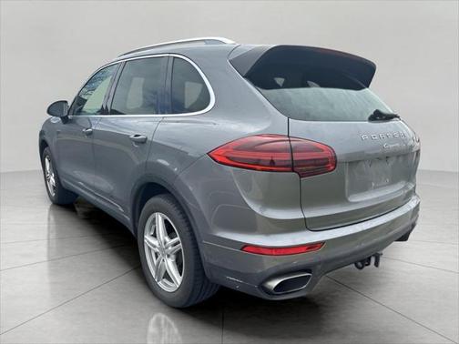 2016 Porsche Cayenne Base