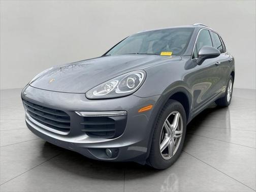 2016 Porsche Cayenne Base