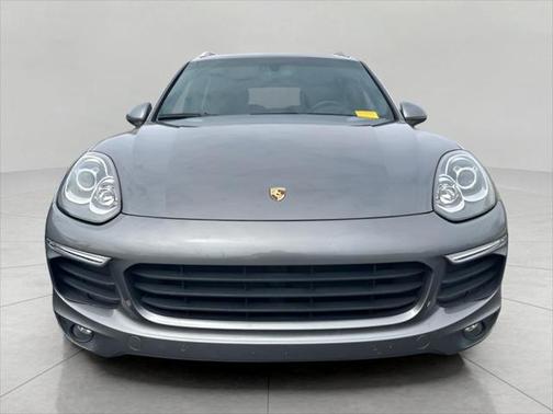 2016 Porsche Cayenne Base