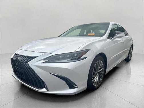 2022 Lexus ES 350 Ultra Luxury