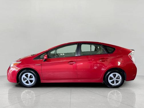 Barcelona Red Metallic 2013 Toyota Prius Three