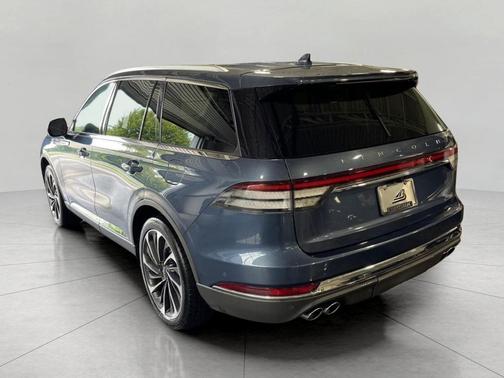 Blue Diamond Metallic 2020 Lincoln Aviator Reserve AWD