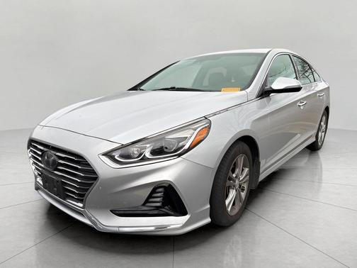 2018 Hyundai SONATA Limited