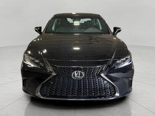 2025 Lexus ES 300h F SPORT Design