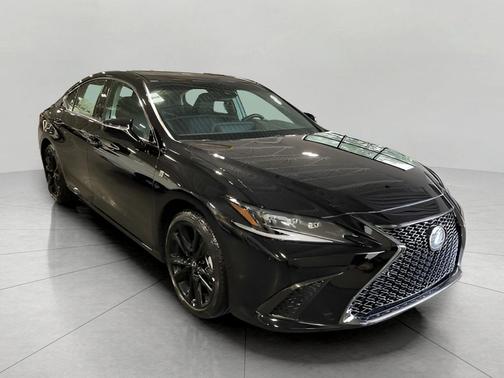 2025 Lexus ES 300h F SPORT Design