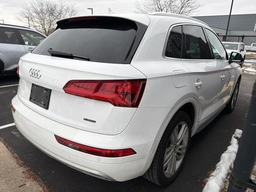 2019 Audi Q5 2.0T Premium Plus