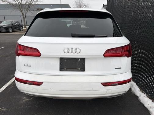 2019 Audi Q5 2.0T Premium Plus