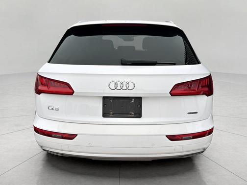 2019 Audi Q5 2.0T Premium Plus