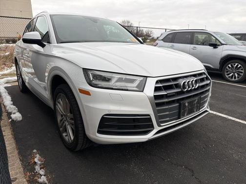 2019 Audi Q5 2.0T Premium Plus