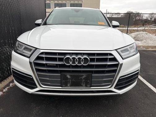 2019 Audi Q5 2.0T Premium Plus