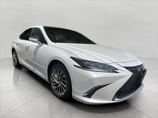 2023 Lexus ES 350 Ultra Luxury
