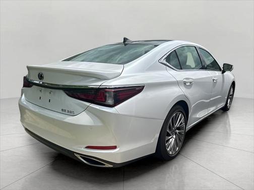 2023 Lexus ES 350 Ultra Luxury