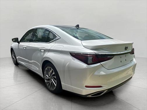 2023 Lexus ES 350 Ultra Luxury