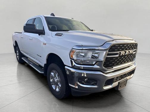 2022 RAM 2500 Big Horn Crew Cab 4x4 6'4' Box