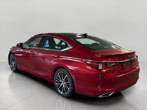 2022 Lexus ES 350 Base