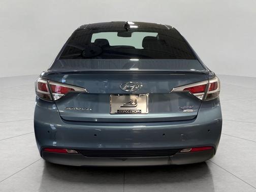 2016 Hyundai SONATA Hybrid Limited