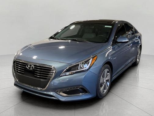2016 Hyundai SONATA Hybrid Limited