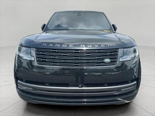 2023 Land Rover Range Rover P400 SE