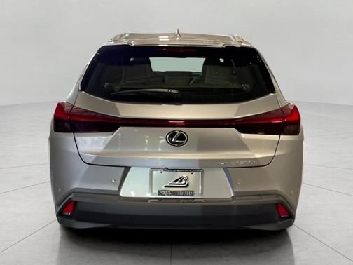 Iridium 2026 Lexus UX 300h Premium