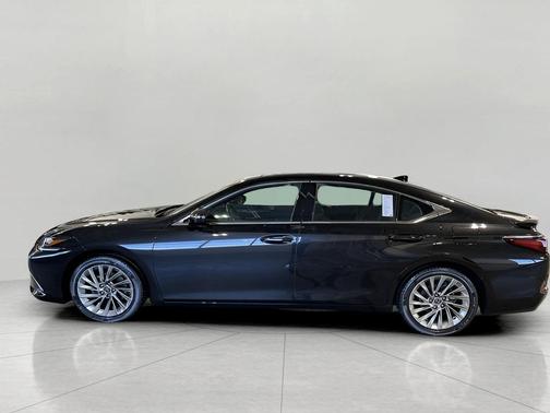2023 Lexus ES 350 Ultra Luxury