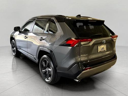 2021 Toyota RAV4 Hybrid SE