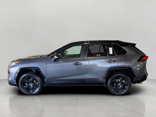 2021 Toyota RAV4 Hybrid SE