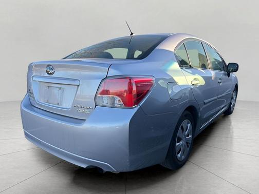 2013 Subaru Impreza 2.0i