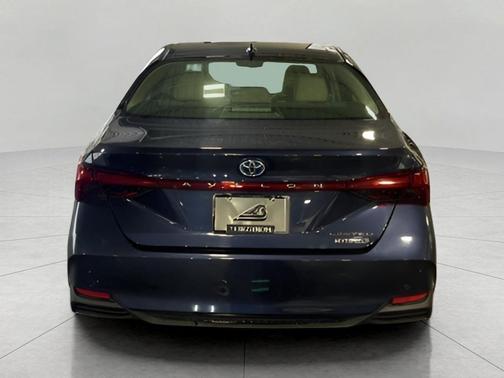 2020 Toyota Avalon Hybrid Limited
