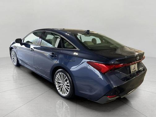 2020 Toyota Avalon Hybrid Limited