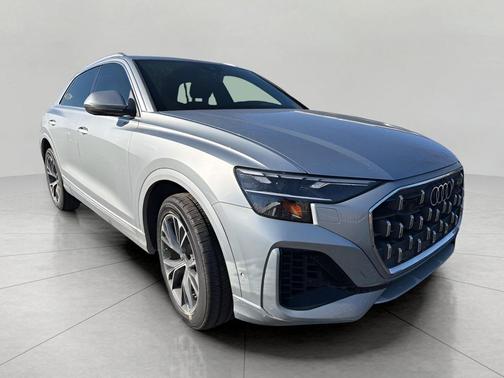 2024 Audi Q8 55 Premium Plus