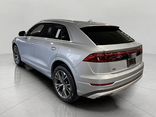 2024 Audi Q8 55 Premium Plus