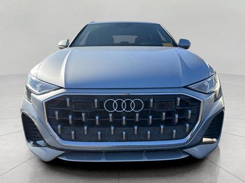 2024 Audi Q8 55 Premium Plus