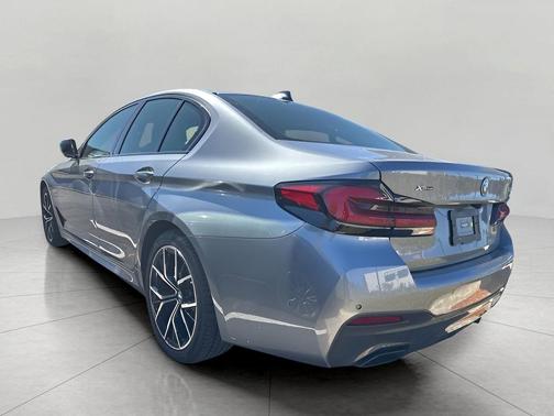 2022 BMW 530e Base