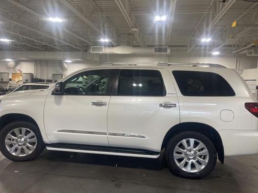 2019 Toyota Sequoia Platinum