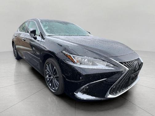 2025 Lexus ES 300h Base