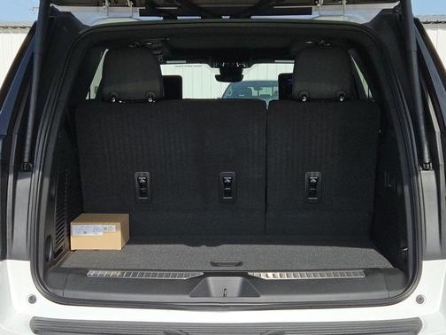 Summit White 2026 Chevrolet Tahoe 4WD Z71