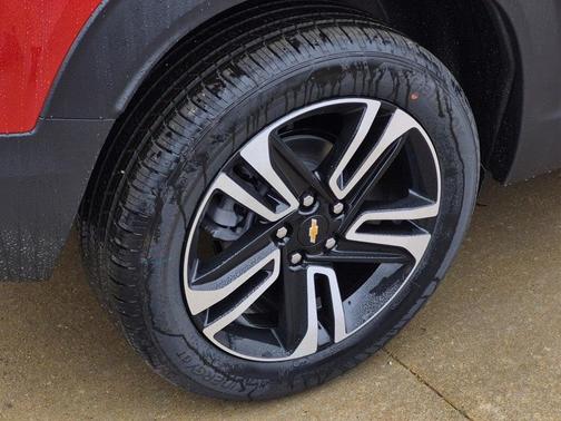 Apex Red 2026 Chevrolet Trailblazer LT