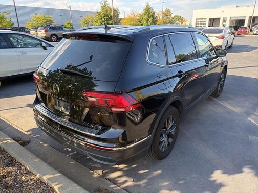 2022 Volkswagen Tiguan 2.0T SE 4MOTION