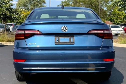 Photo 3 of 36 of 2019 Volkswagen Jetta 1.4T SEL