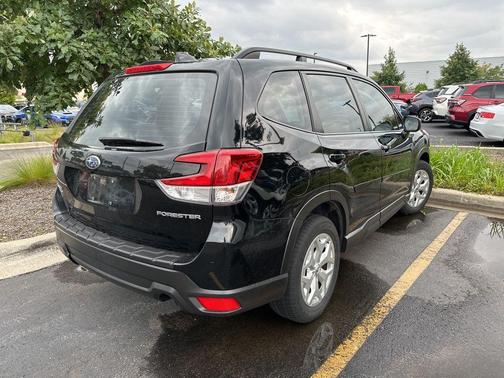 2019 Subaru Forester Base
