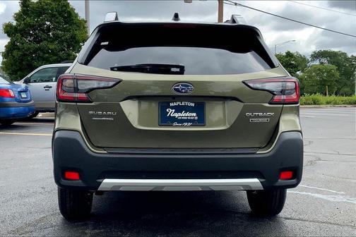 2025 Subaru Outback Touring