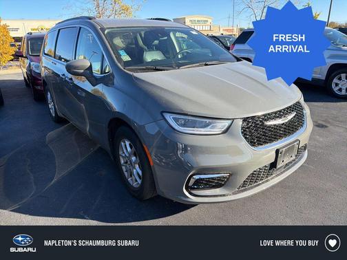 2022 Chrysler Pacifica Touring L